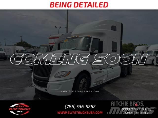 International LT Camion altro