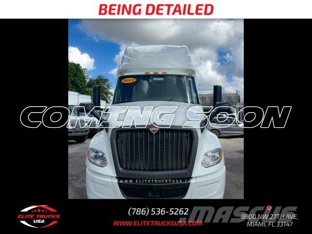 International LT Camion altro