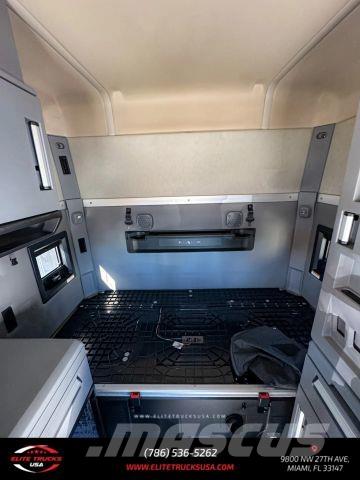 Mack Anthem Motrici e Trattori Stradali