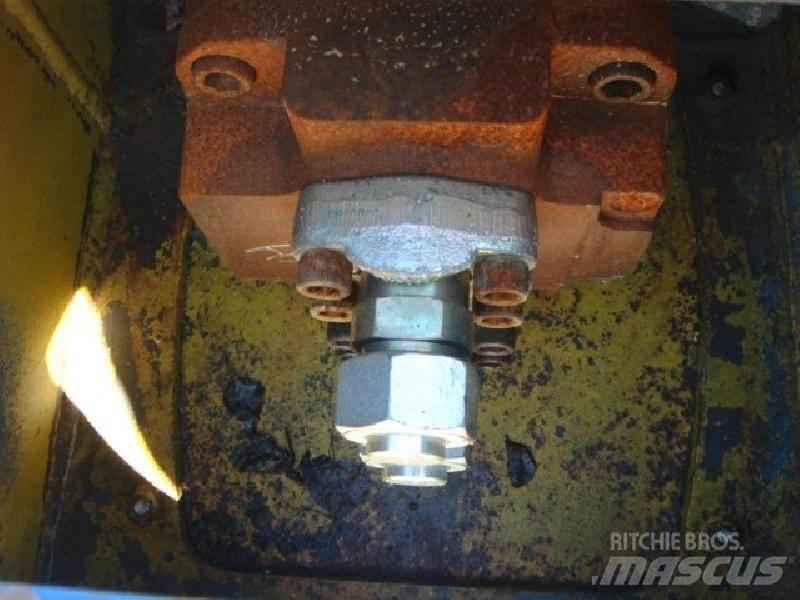 Eickhoff ETH30 Scavafossi