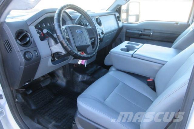 Ford F250 Carroattrezzi