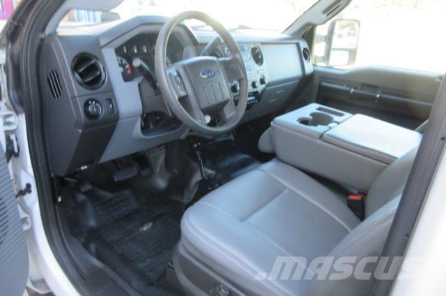 Ford F250 Carroattrezzi