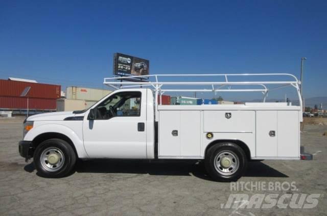 Ford F350 Carroattrezzi