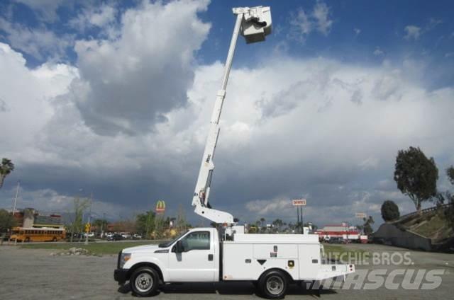 Ford F350 Carroattrezzi