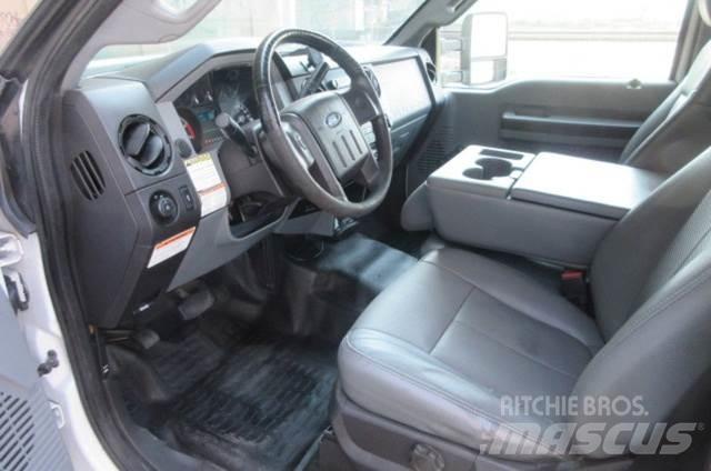 Ford F450 Piattaforme autocarrate
