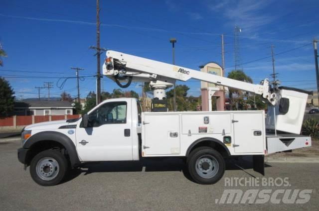 Ford F450 Carroattrezzi