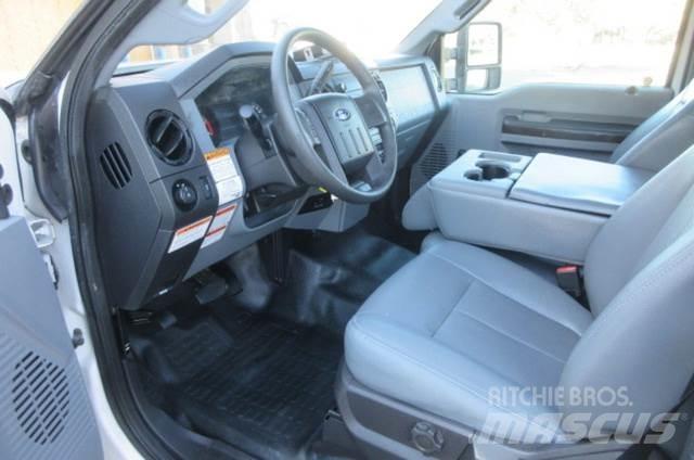 Ford F450 Carroattrezzi