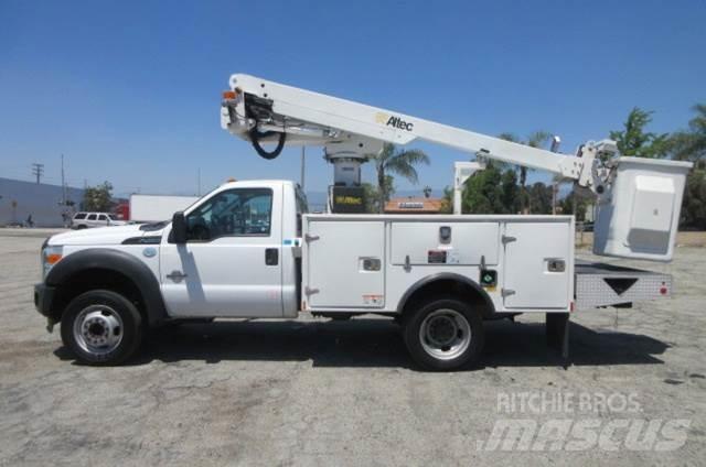 Ford F450 Piattaforme autocarrate