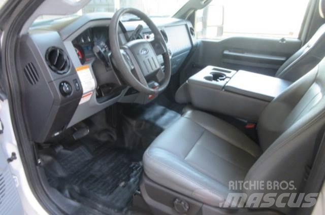 Ford F450 Piattaforme autocarrate