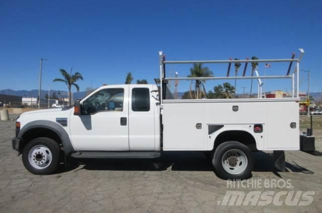 Ford F450 Carroattrezzi