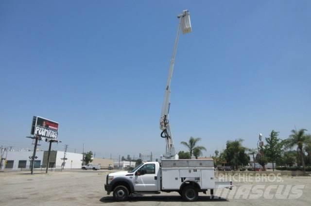 Ford F450 Piattaforme autocarrate