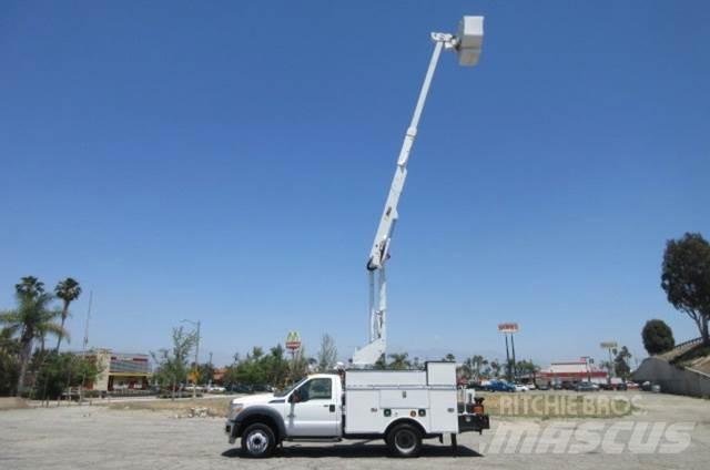 Ford F550 Carroattrezzi