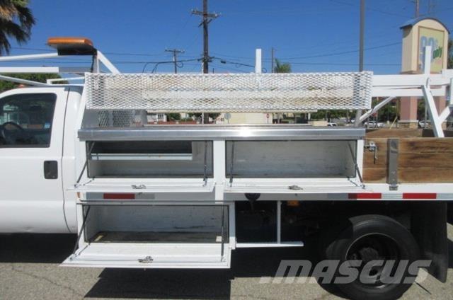 Ford F550 Carroattrezzi