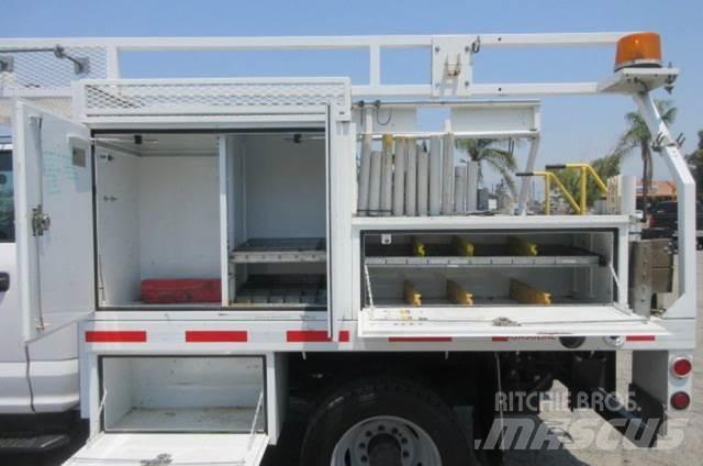 Ford F550 Carroattrezzi