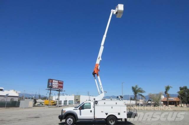 Ford F550 Carroattrezzi