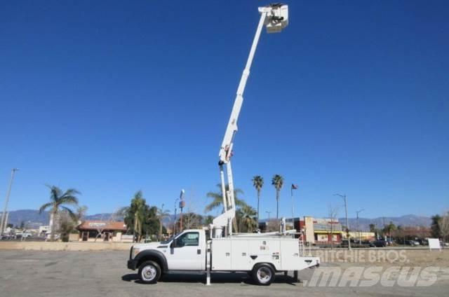 Ford F550 Carroattrezzi