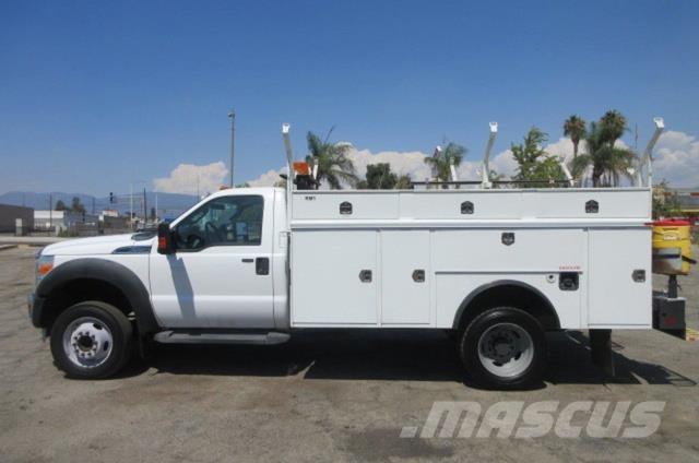 Ford F550 Carroattrezzi