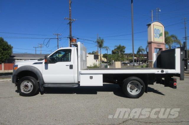 Ford F550 Carroattrezzi