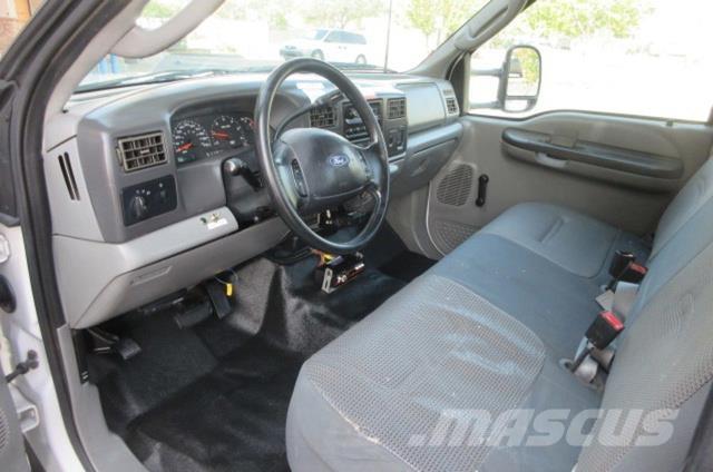 Ford F550 Carroattrezzi