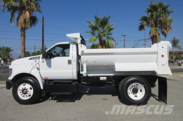 Ford F750 Carroattrezzi
