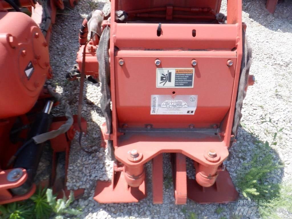 Ditch Witch M530 Aratri
