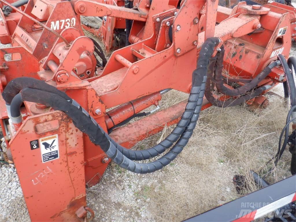 Ditch Witch M730 Aratri