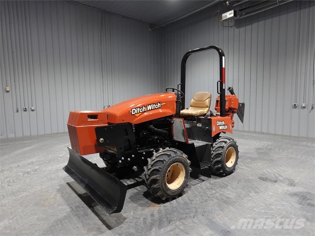 Ditch Witch rt40 Scavafossi