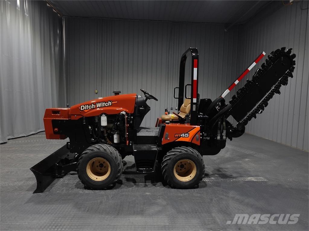 Ditch Witch rt45 Scavafossi