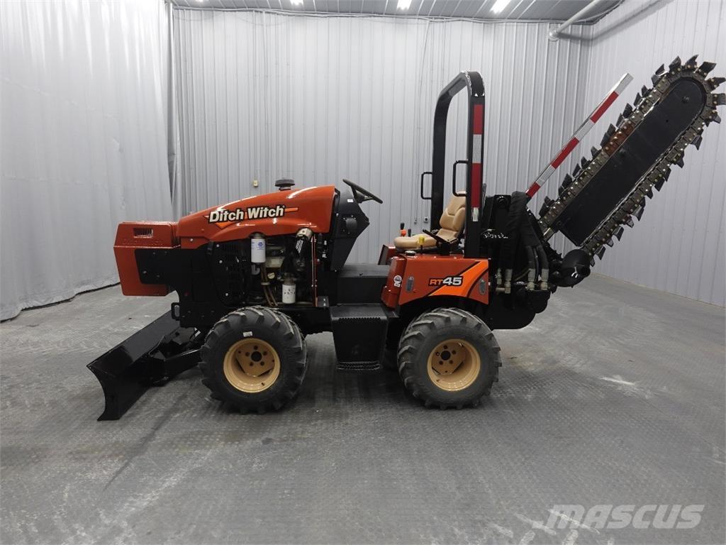 Ditch Witch rt45 Scavafossi