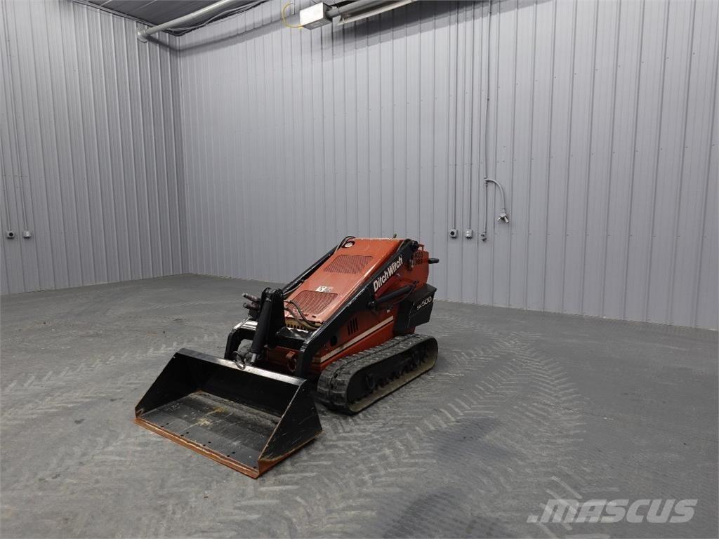 Ditch Witch SK500 Mini Pale Gommate