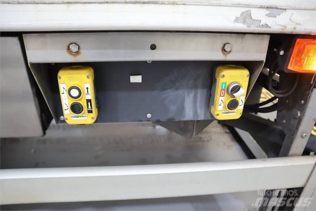 Scania P250 Container refrigerati