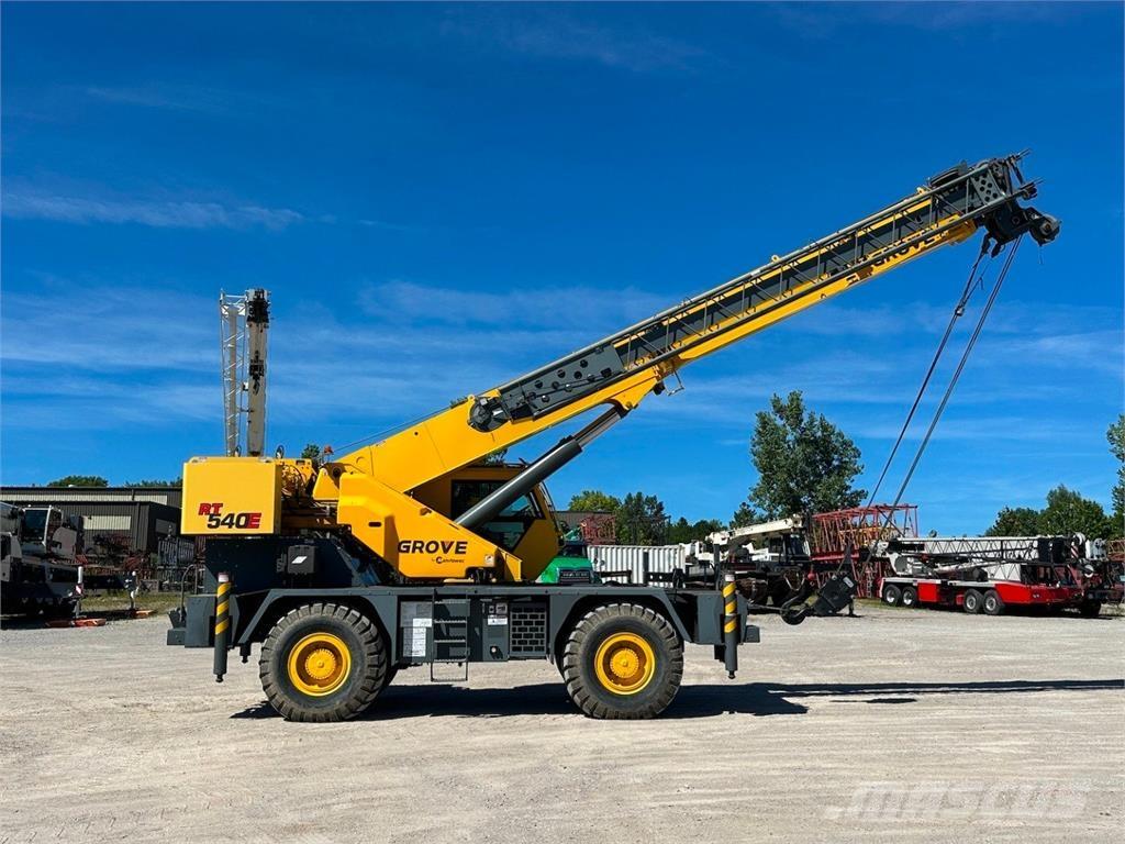 Grove RT540E Gru per terreni difficili
