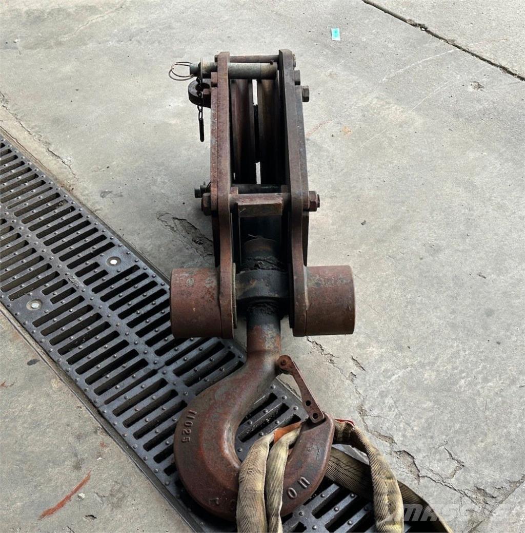 Johnson  Parti e equipaggiamenti per Gru