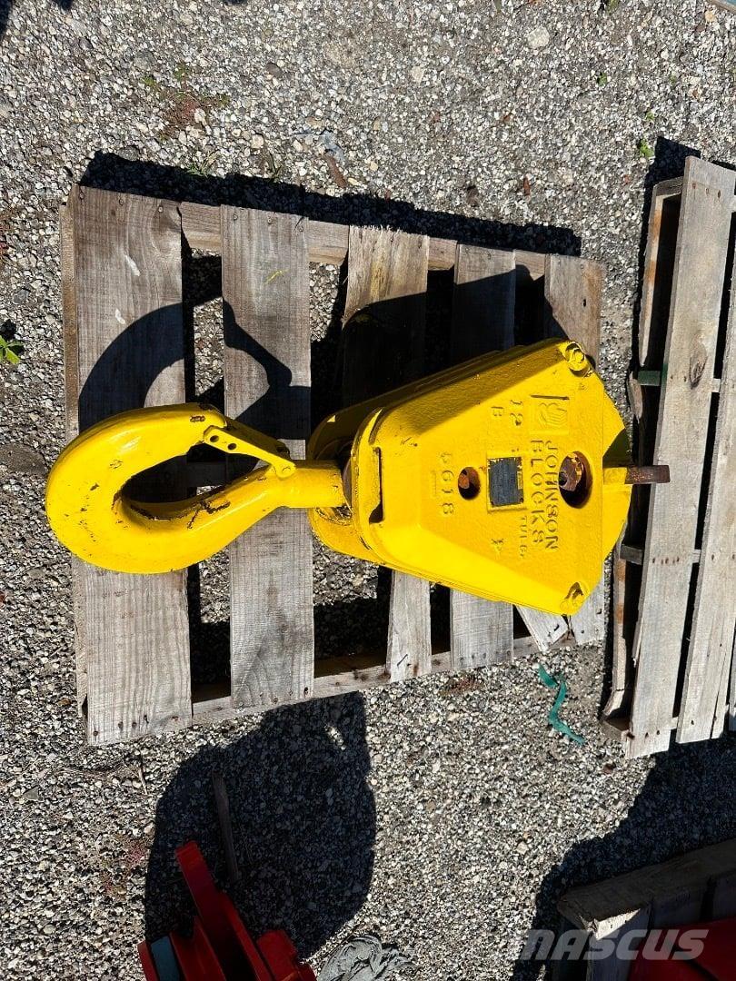 Johnson  Parti e equipaggiamenti per Gru