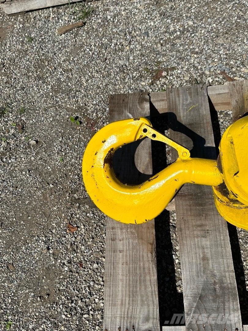 Johnson  Parti e equipaggiamenti per Gru