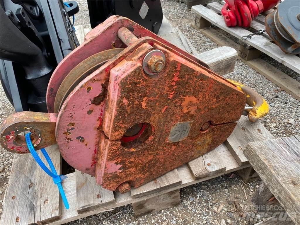 Johnson 1051 2RT8 Parti e equipaggiamenti per Gru