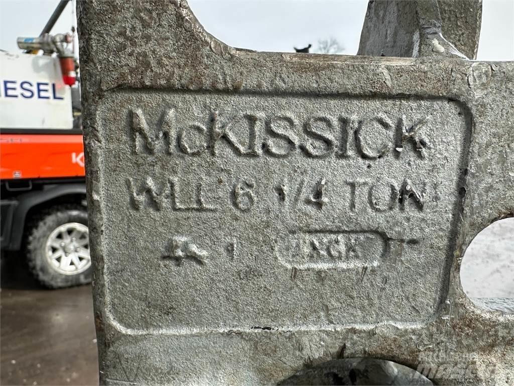  McKissick Altre gru