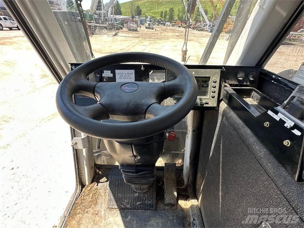 National 1100 Autogru