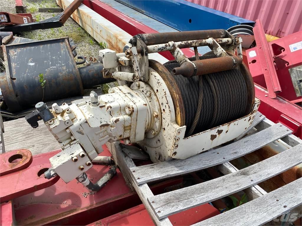 Terex  Paranchi, argani e sollevatori di materiale