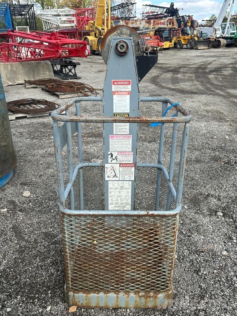  Unknown Parti e equipaggiamenti per Gru