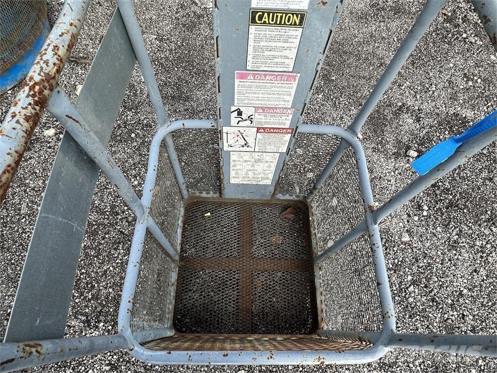  Unknown Parti e equipaggiamenti per Gru