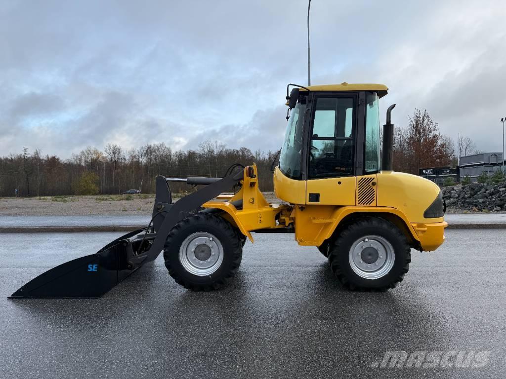 Volvo L 30 B Pale gommate