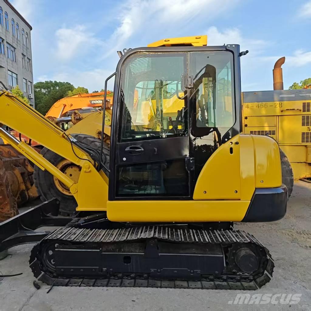 Komatsu PC 56 Miniescavatori