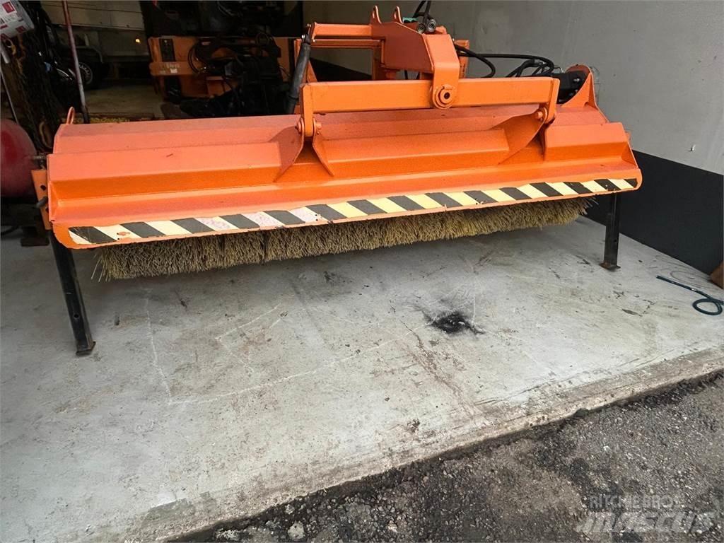 FMG avoharja AH240 Spazzole