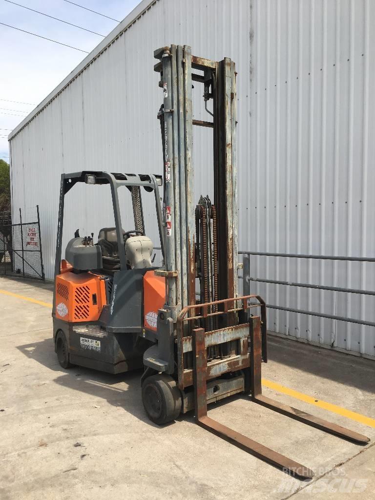 Aisle-Master 20S Elevatore passaggio stretto