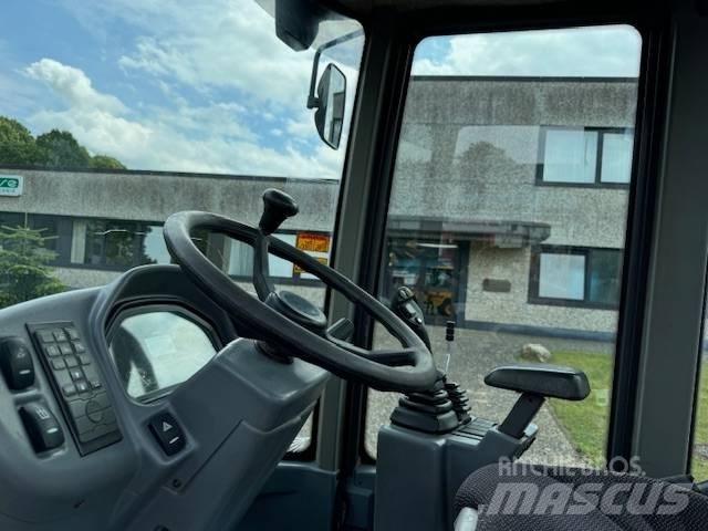 Volvo L 35 G Pale gommate