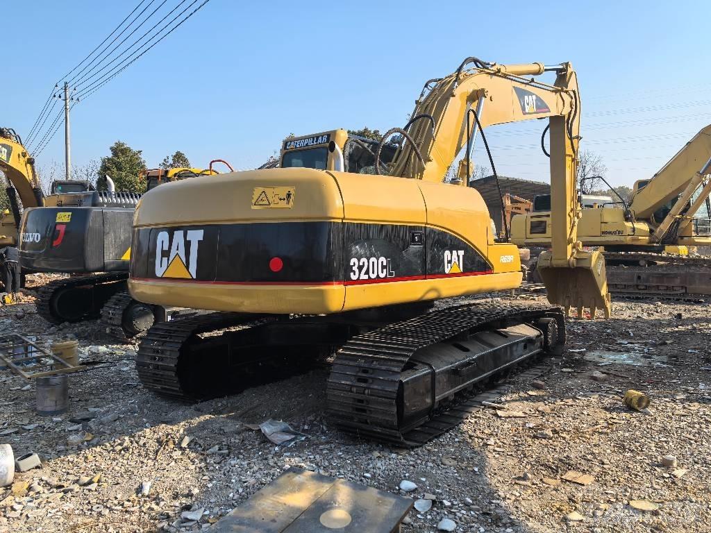CAT 320 Escavatori cingolati
