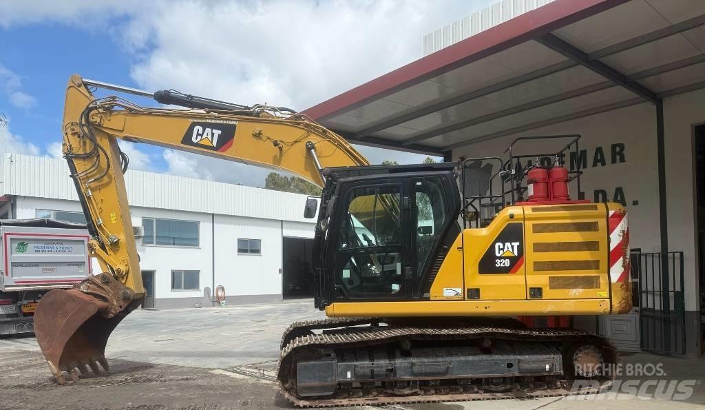 CAT 320 Escavatori cingolati