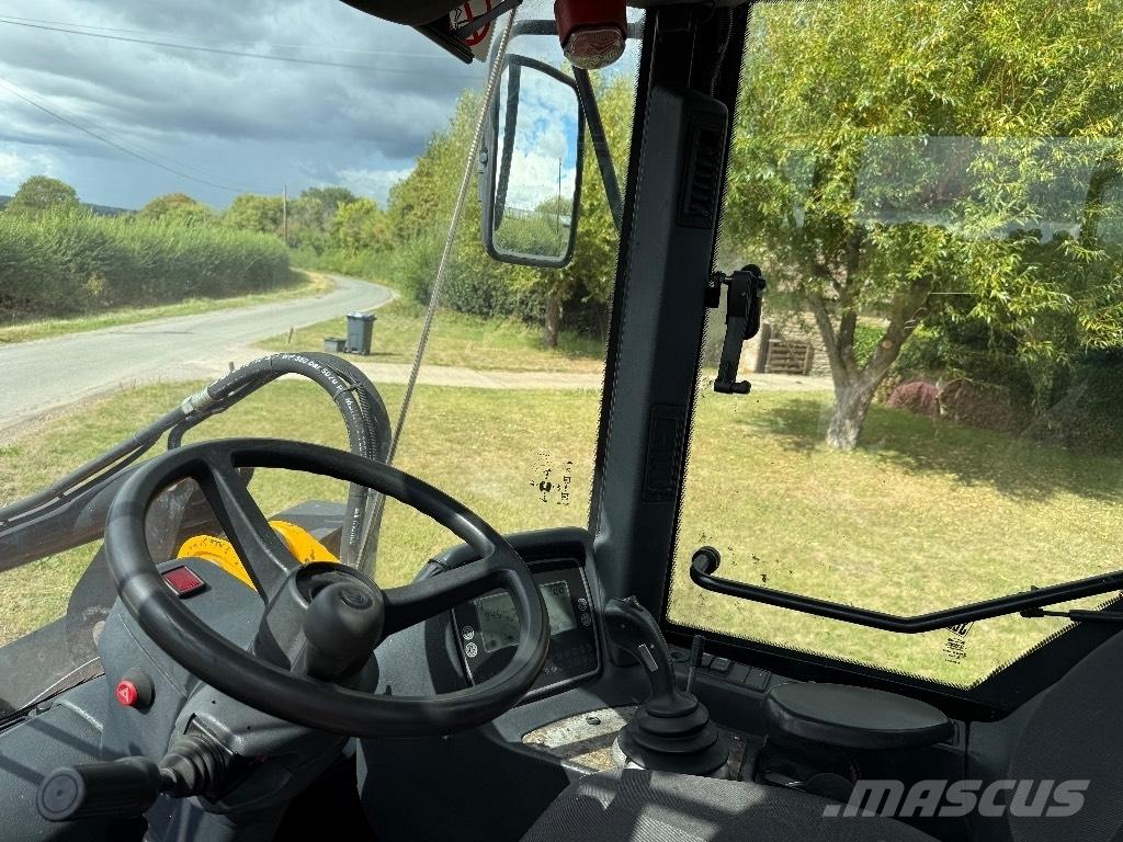 JCB 416 HT Pale gommate