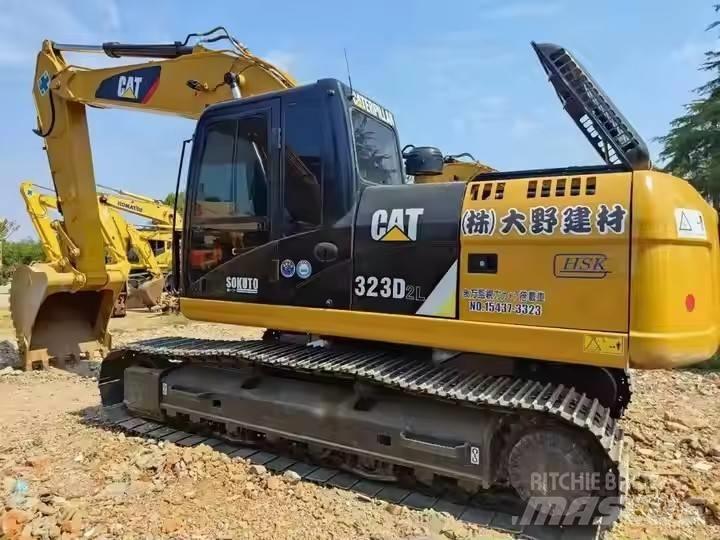 CAT CAT323D2L Escavatori cingolati